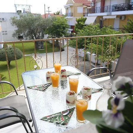 Magda Maria Apartment Pefkochori
