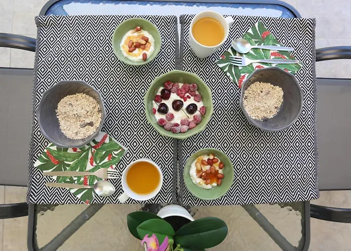 Magda Maria Daire Pefkochori